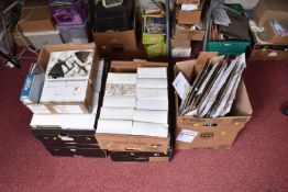 A COLLECTION OF BOXED ATLAS EDITIONS AIRCRAFT MODELS, majority appear to be 1/72 scale WWII