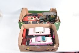 A QUANTITY OF ASSORTED UNBOXED PLAYWORN DIECAST VEHICLES, including 1/18 scale models by Bburago and