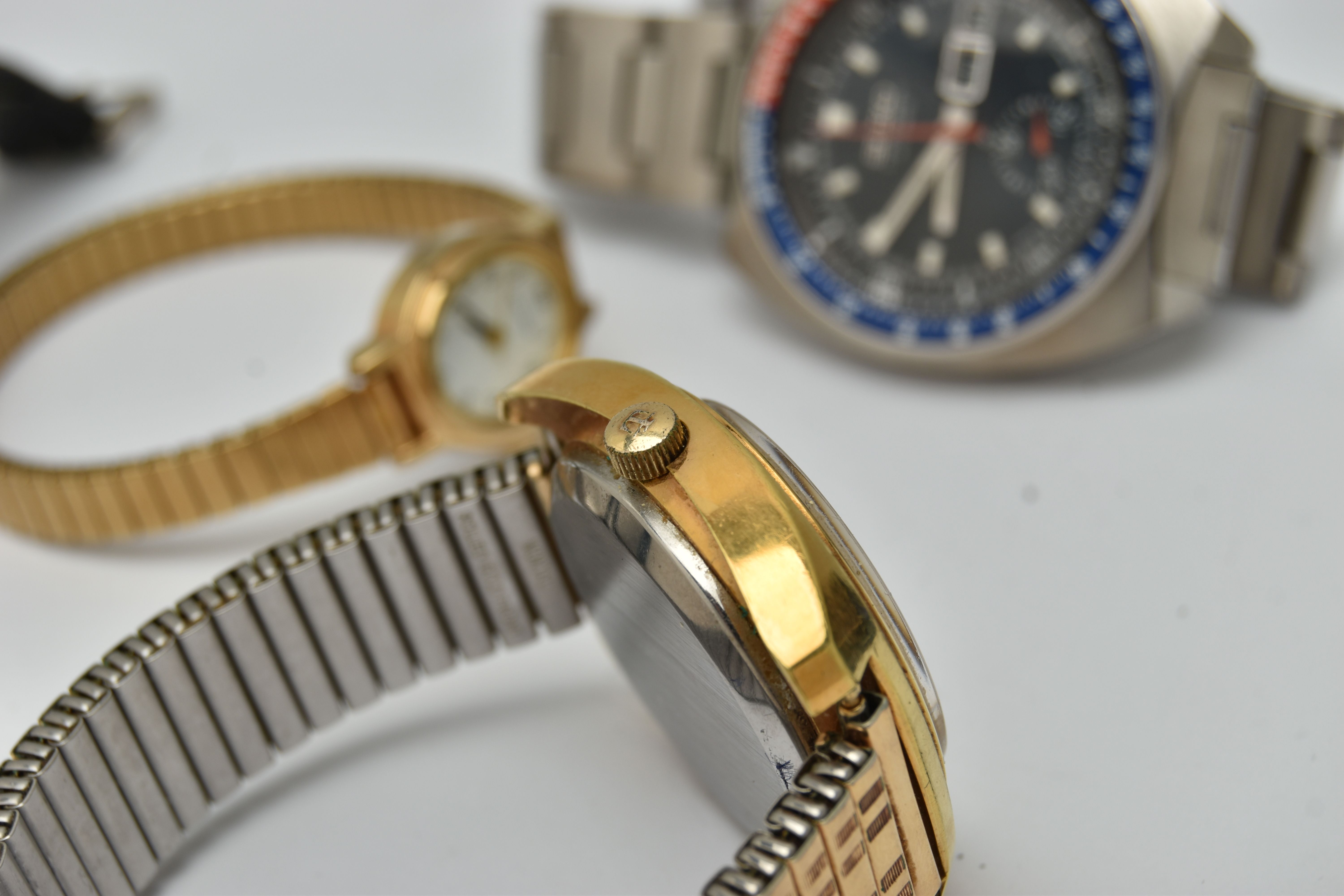 AN ASSORTMENT OF WATCHES, to include a 'Seiko' chronograph automatic wristwatch 6139-6002 361098, - Image 9 of 10
