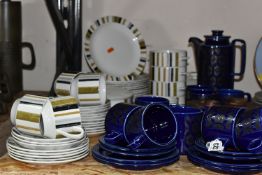 A GROUP OF HORNSEA HEIRLOOM DINNERWARE AND A GROUP OF MIDWINTER QUEENSBURY DINNERWARE to include a