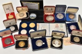 A CARDBOARD BOX CONTAINING CONCORDE MEMMORABILIA AND OTHER COINS, to include a 2oz, 2013 Concorde