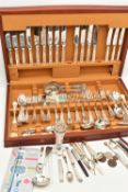 ASSORTED CUTLERY PIECES, to include a Georgian silver fiddle pattern soup ladle, engraved monogram