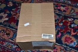 A BOXED BEACH LAPIDARY STONE TUMBLING MACHINE, 2lb tumbler base, 2lb barrel, product number