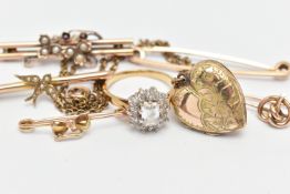 AN ASSORTMENT OF BAR BROOCHES, to include a lovers knot, stamped 9ct, approximate gross weight 1.2