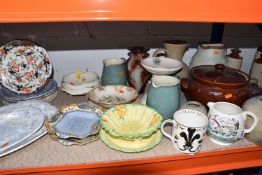 A COLLECTION OF EARLY 20TH CENTURY CERAMICS, comprising a Mason's porcelain circular meat stand,