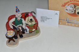 A BOXED ROBERT HARROP DESIGNS 'THE RADIO TIMES CHRISTMAS EDITION' WALLACE AND GROMIT FIGURE GROUP,