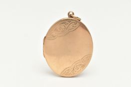 A 9CT GOLD LOCKET, designed as an oval with scrolling acanthus detail to the front, approximate