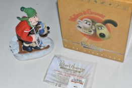 A BOXED ROBERT HARROP DESIGNS 'A GRAND SLEIGH OUT' WALLACE AND GROMIT FIGURE GROUP, WGCS13,