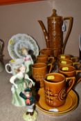 A PORTMEIRION 'TOTEM' PATTERN COFFEE SET, ROYAL DOULTON 'BRAMBLY HEDGE' PLATES AND FIGURINES,