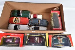 A TRAY CONTAINING A SELECTION OF BOXED AND UNBOXED BBURAGO MODEL VEHICLES, boxed models include a