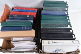 LARGE COLLECTION OF GB IN 2 BOXES . We note an attractive mainly mint Japan collection, however main