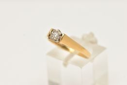 A DIAMOND SINGLE STONE RING, set with a round brilliant cut diamond, measuring approximately 2.2mm