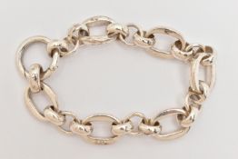 A THOMAS SABO SILVER BRACELET, the chunky belcher link bracelet with circular clasp link, with