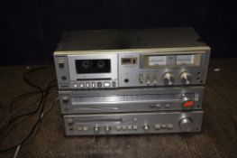 A VINTAGE PANASONIC COMPONENT HI FI comprising of a SU2800 amplifier, a ST-2800L tuner and a 635