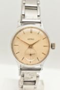 A GENTS 'ASTRAL' WRISTWATCH, manual wind, round silvered dial signed 'Astral', baton markers,