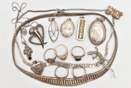 AN ASSORTMENT OF SILVER AND WHITE METAL JEWELLERY, to include a heavy collar style necklace,