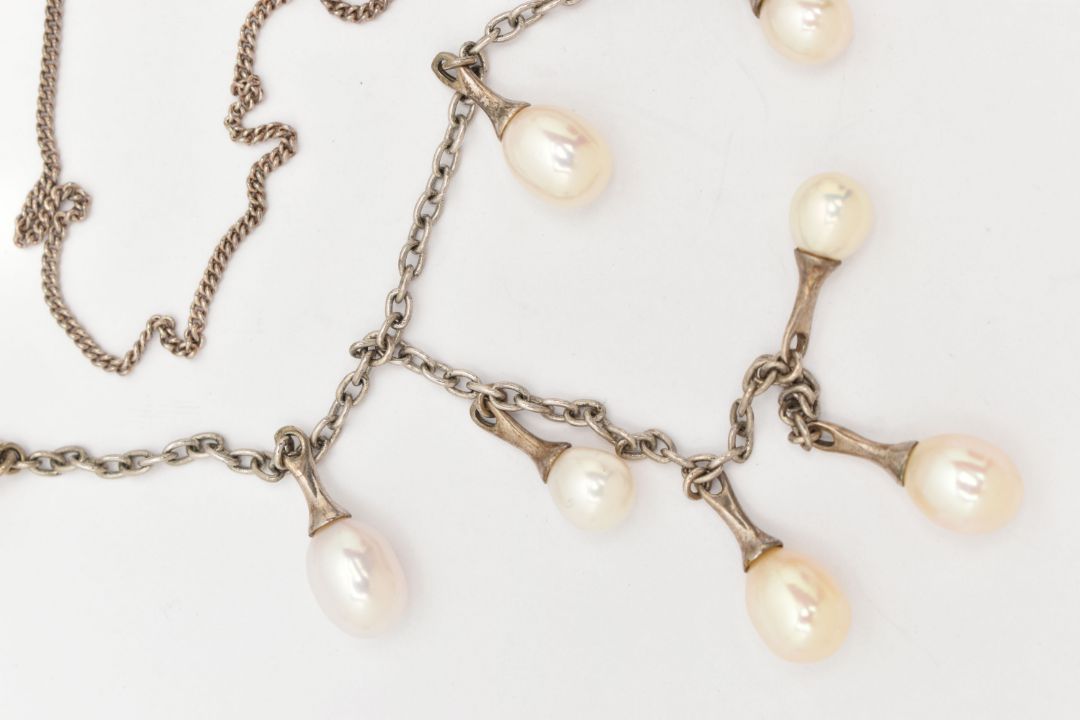 TWO WHITE METAL GEM SET NECKLACES, the first a modern multi gem set art nouveau style pendant, - Image 3 of 3