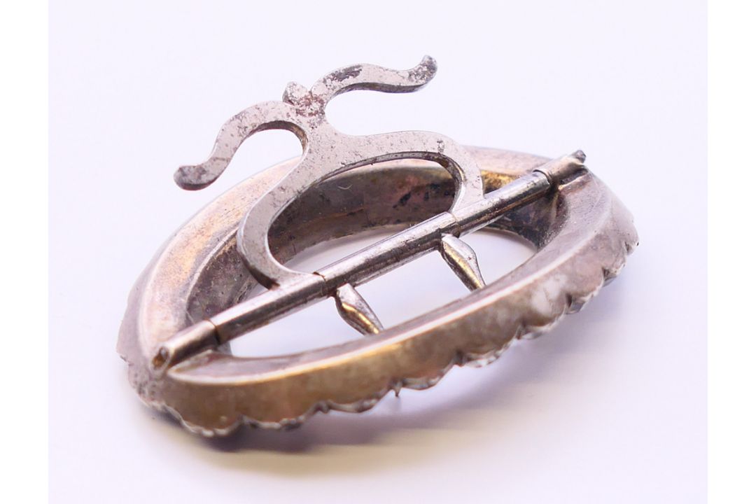 A Georgian paste buckle, cased. 4 cm x 3 cm. - Image 4 of 6