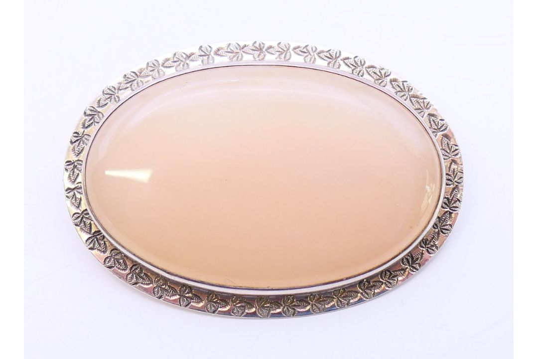 A silver agate brooch. 6 cm x 4 cm. - Image 1 of 5