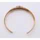 A 9 ct gold bracelet. 6 cm diameter. 6.4 grammes total weight. - Image 5 of 6