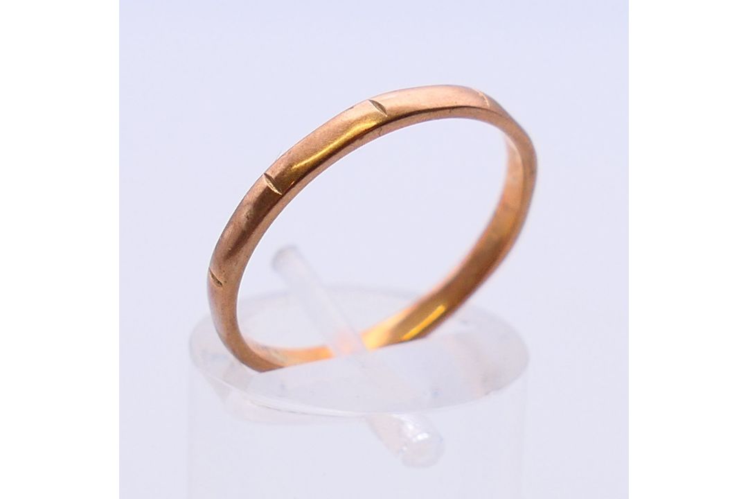 A 9 ct gold band and an unmarked gold cabochon set ring. - Image 2 of 8