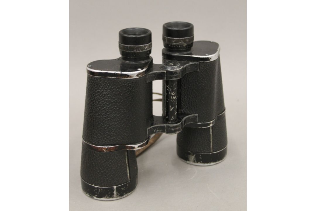 German WWII 10 x 50 Dienstglas binoculars, - Image 1 of 9