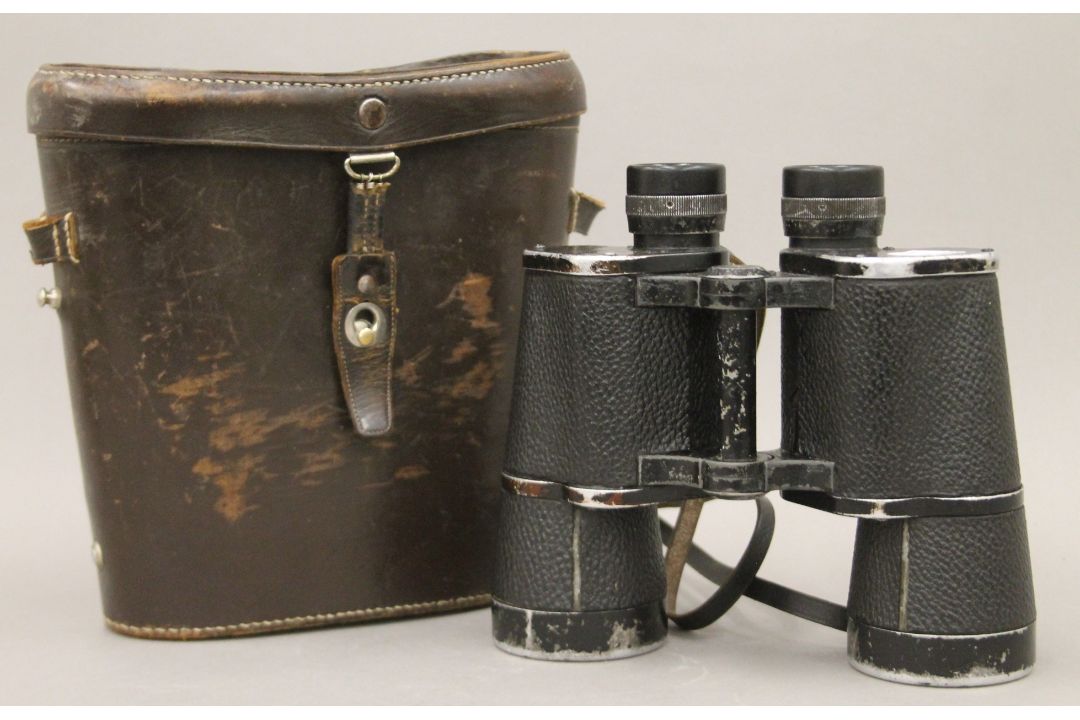 German WWII 10 x 50 Dienstglas binoculars, - Image 9 of 9