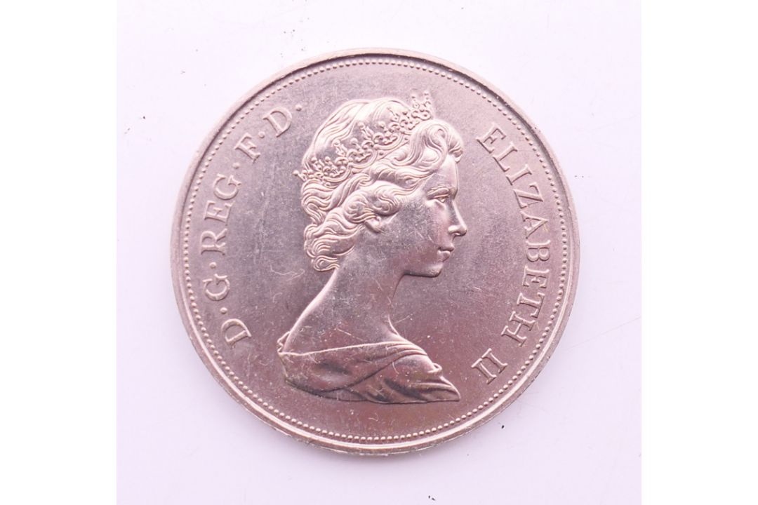 A quantity of crown coins. - Image 5 of 5