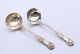 A pair of silver King's pattern ladles. 18 cm long. 158.1 grammes.