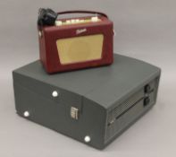 A vintage Roberts radio and a vintage Fidelity record player. The latter 38 cm wide.