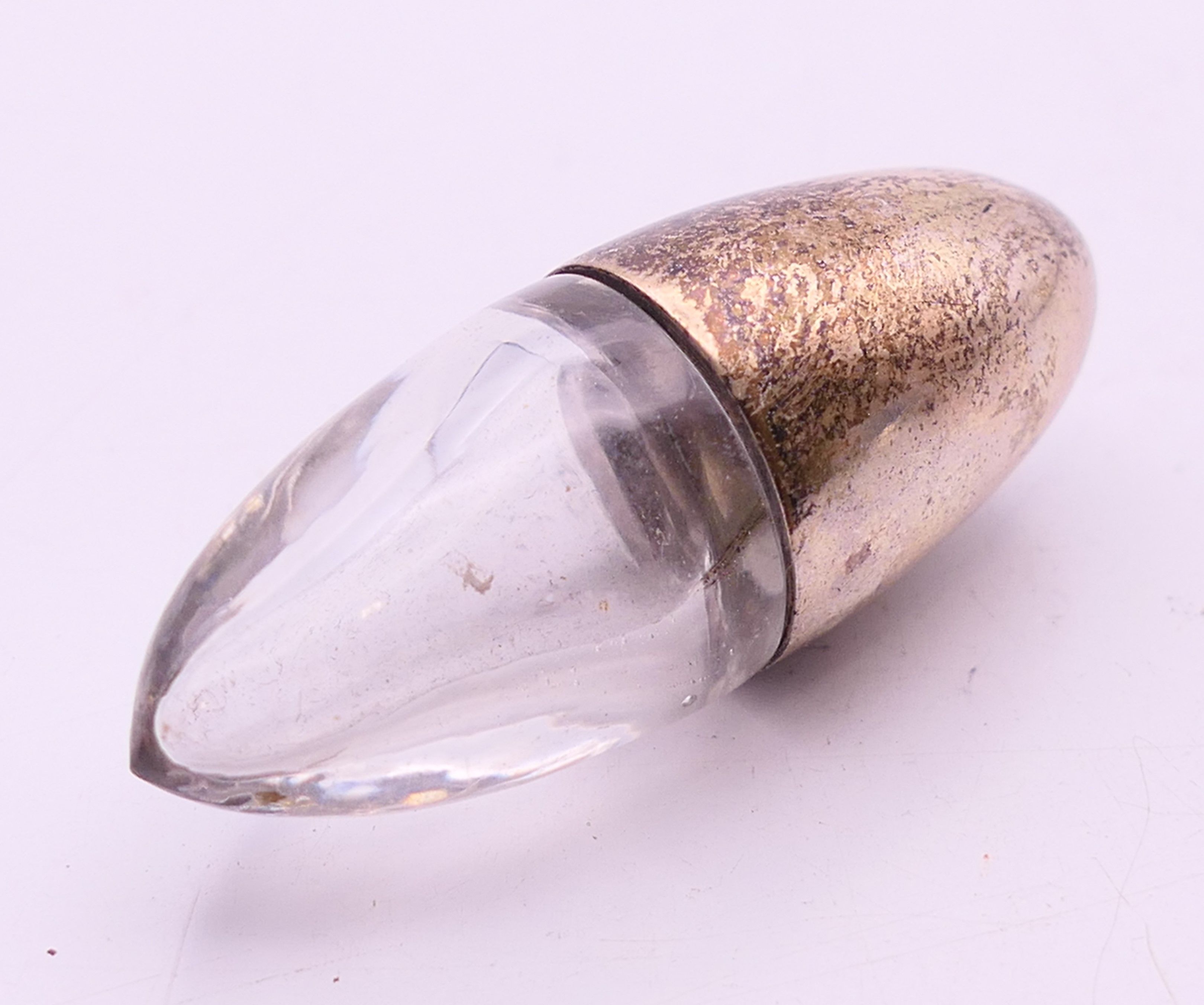 Five mini silver-topped glass scent bottles. The tallest 6.25 cm high. - Image 7 of 7