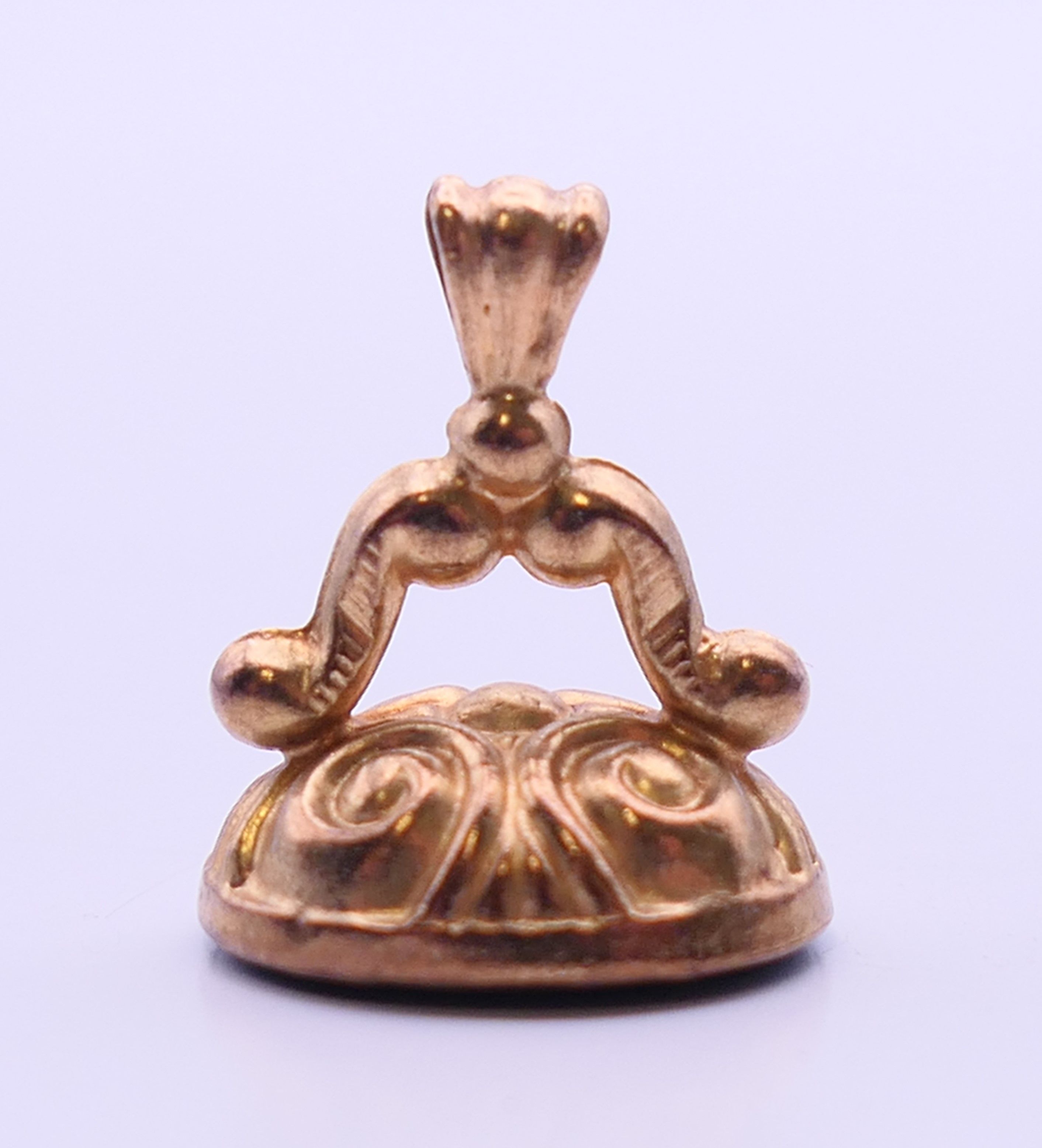 Three 9 ct gold charms to include: a 'first aid' box, - Image 3 of 14