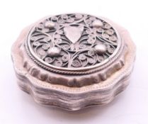 A Dutch silver pill box. 5.5 cm diameter.