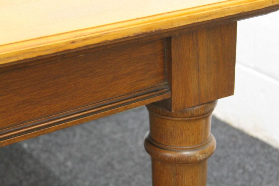 A Victorian oak dining table. 183 x 136 cm. - Image 4 of 5