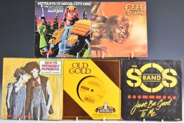 Approximately 450 singles, mostly 1970s and 1980s