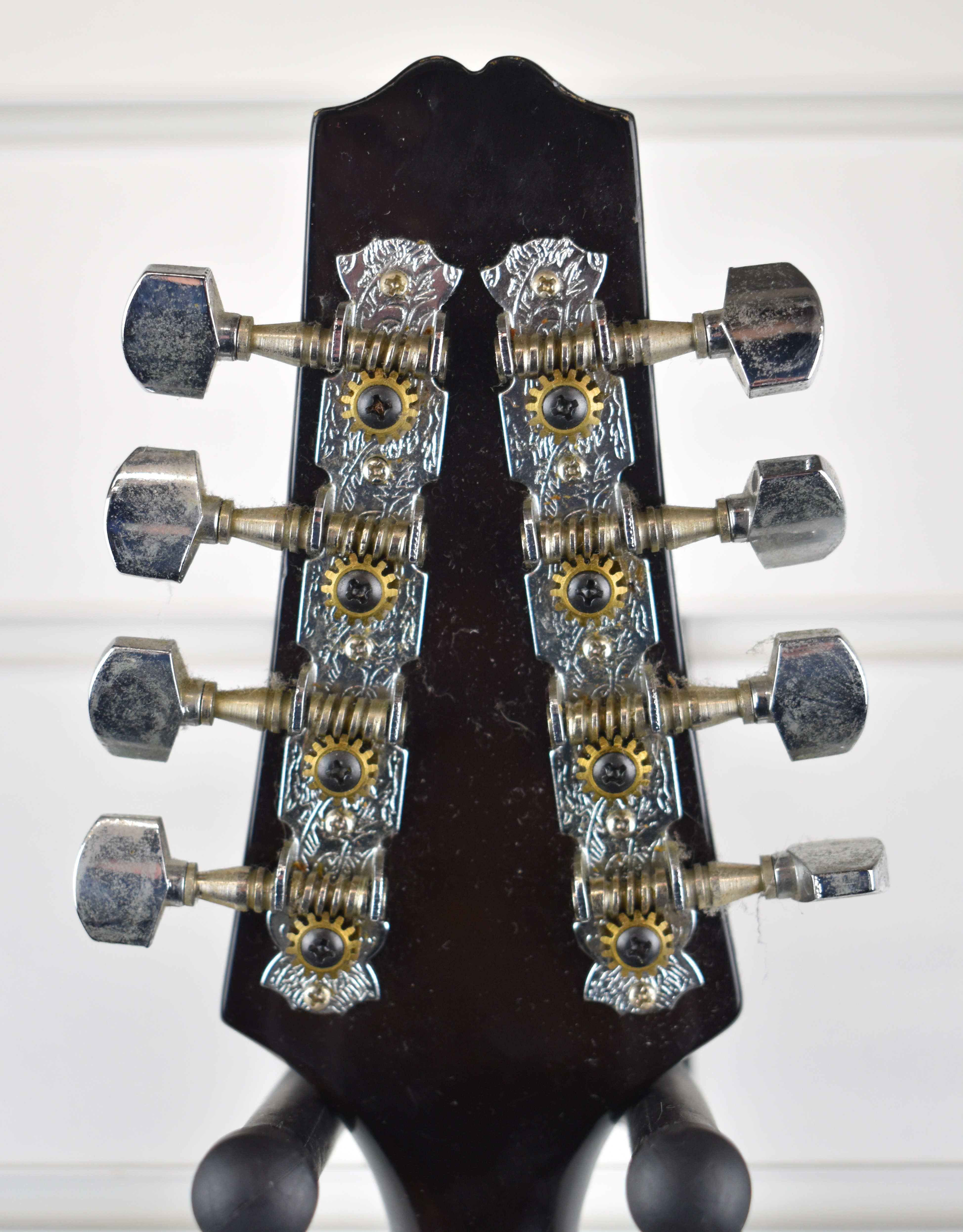 Santana eight string electro-acoustic mandolin with mother of pearl, faux ivory and engraved - Image 7 of 8