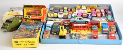 Corgi Tourist carry case, portable service station with roof parking and underground storage,