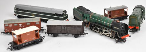 Seven 00 model railway locomotives and wagons to include Evening Star, Airfix diesel and 08 shunter