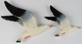 Pair of Beswick seagull wall plaques, 922-1 and 922-3, height 38cm