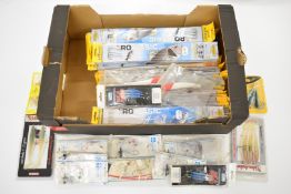 Large quantity of unopened Hiro bait fishing rigs / lures including Yo-Zuri etc