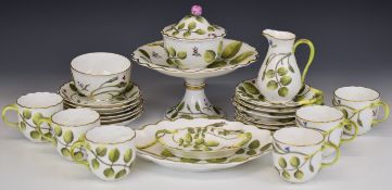 Collection of Royal Worcester porcelain tea ware decorated in the Blind Earl pattern including a