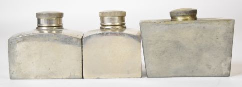 Three gun case oil bottles two G & J W Hawksley and one Bussey & Co London, largest 7x4.5x5cm.