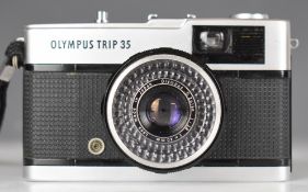 Olympus Trip 35 35mm film camera, serial number 2905542, with 1:2.8 f=40mm lens