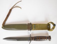 American WW2 era fighting knife with leather grip, US M3 Imperial to 17cm blade, scabbard marked