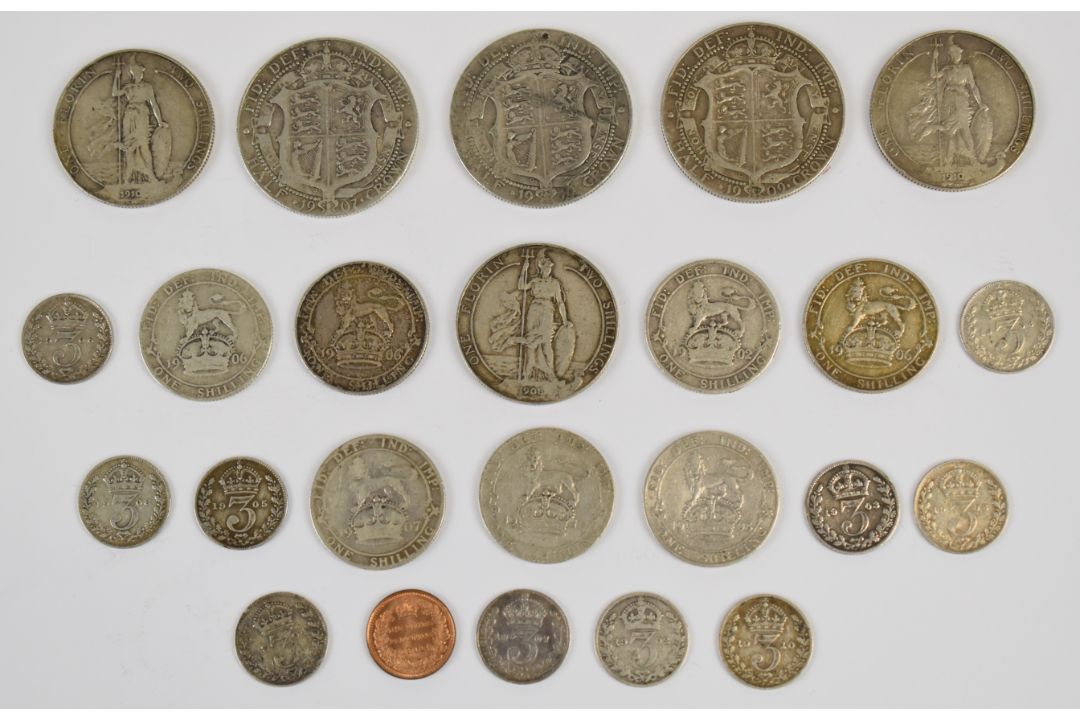 A quantity of Edward VII silver coinage to include half crowns 1907, 1909, 1910, florins 1908 and - Image 1 of 3
