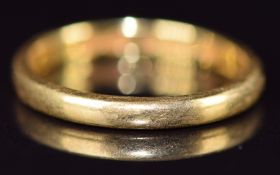 A 22ct gold wedding band / ring, 3g, size L
