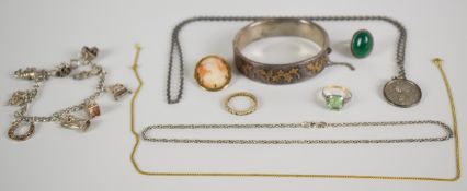A collection of jewellery including 9ct gold eternity ring (1.5g, size N), silver bangle with