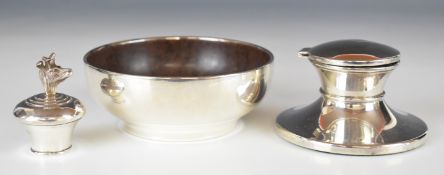 Elizabeth II hallmarked silver capstan inkwell, Birmingham 1993, maker Ray Hall, hallmarked silver