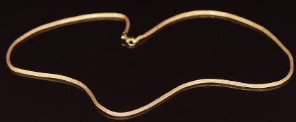 An 18k gold snake necklace / chain, 5.3g, 48cm