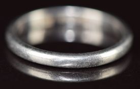Art Deco platinum wedding band / ring, 2.9g, size K
